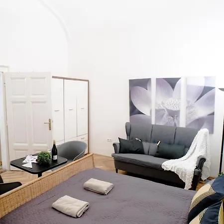 Klarahome-studio *
